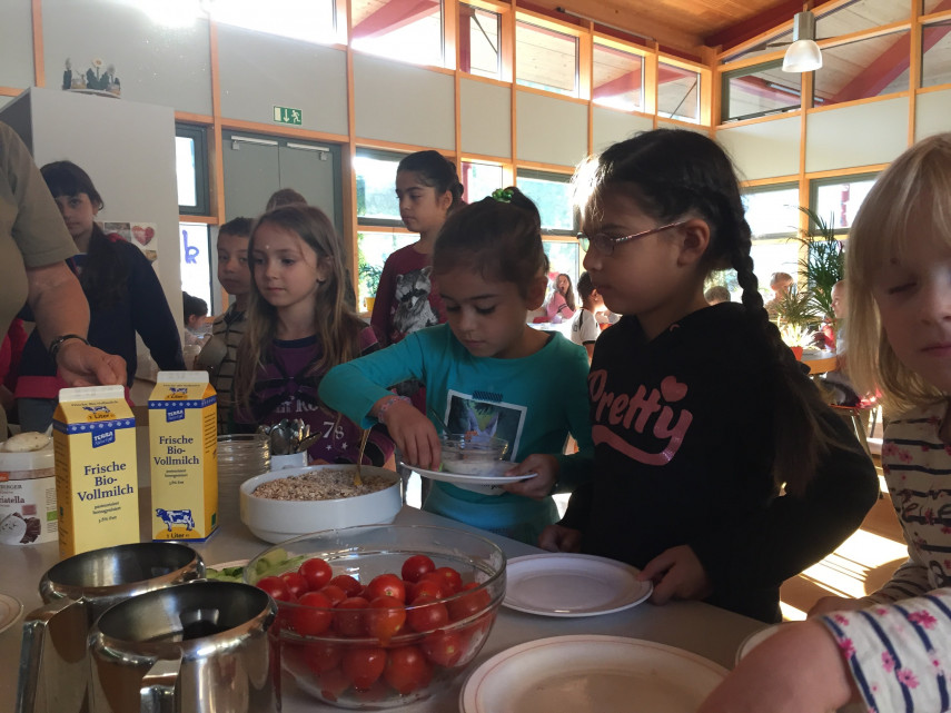 Bio-Botschafter bringen Bio-Frühstück in Grundschulen Bild